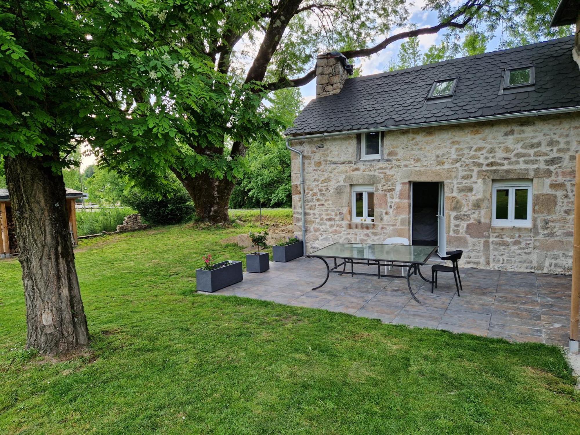 Hébergement de vacances Au Pied Du Frene Saint-Privat (Correze)